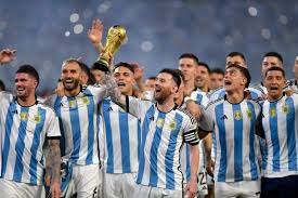 Messi & Fans in Argentina Celebration (33.6M Likes)